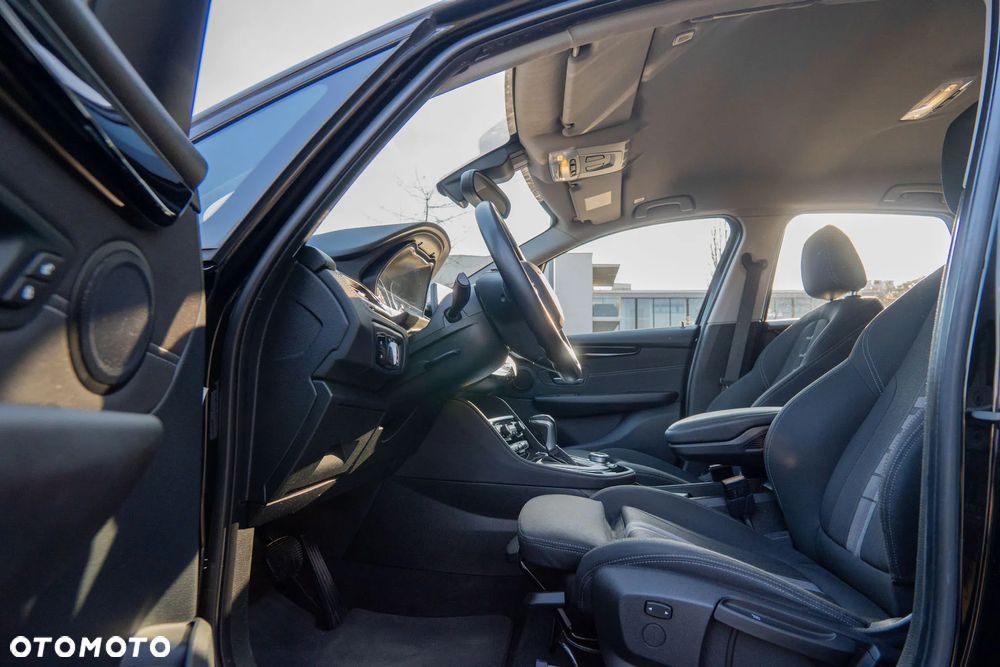 BMW Seria 2 218i Sport Line - 14