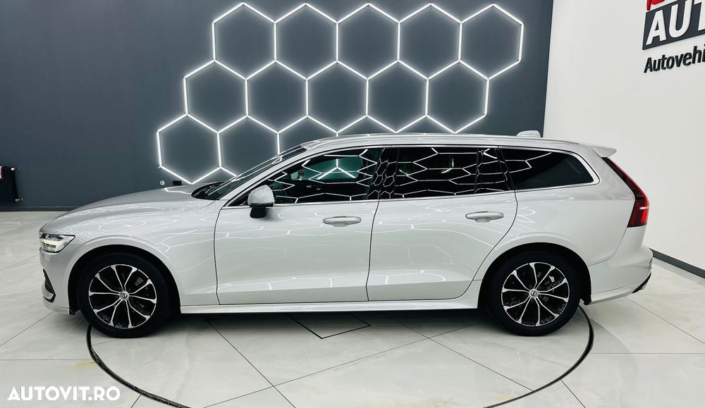 Volvo V60 D4 Momentum Pro - 32