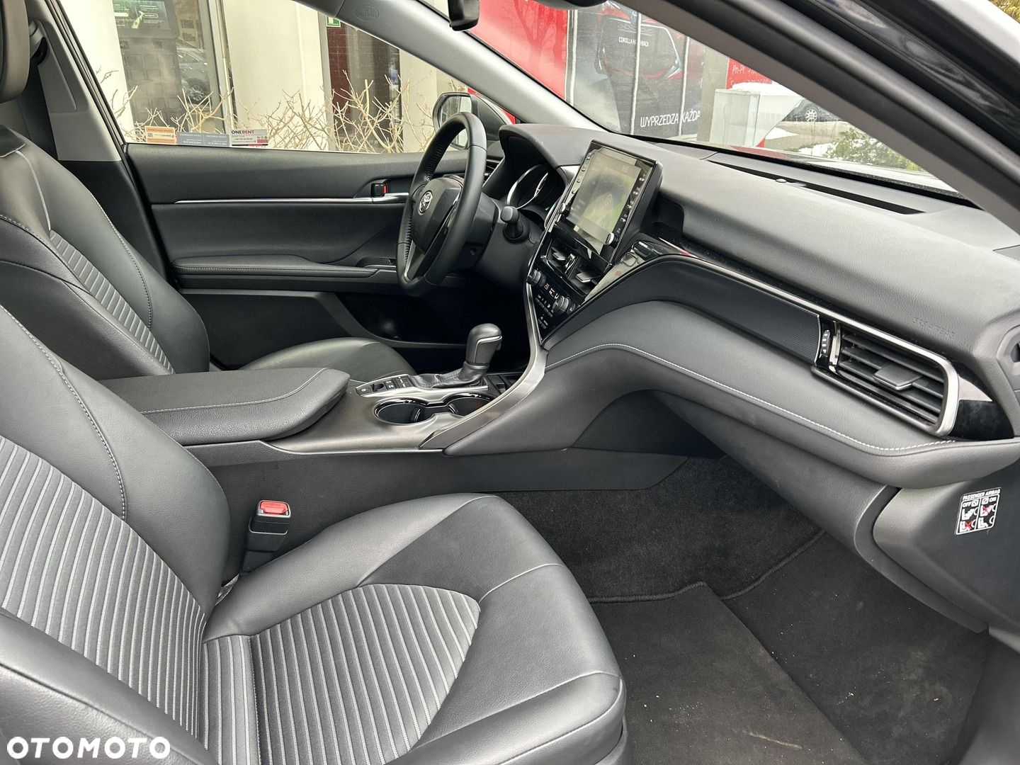 Toyota Camry - 9
