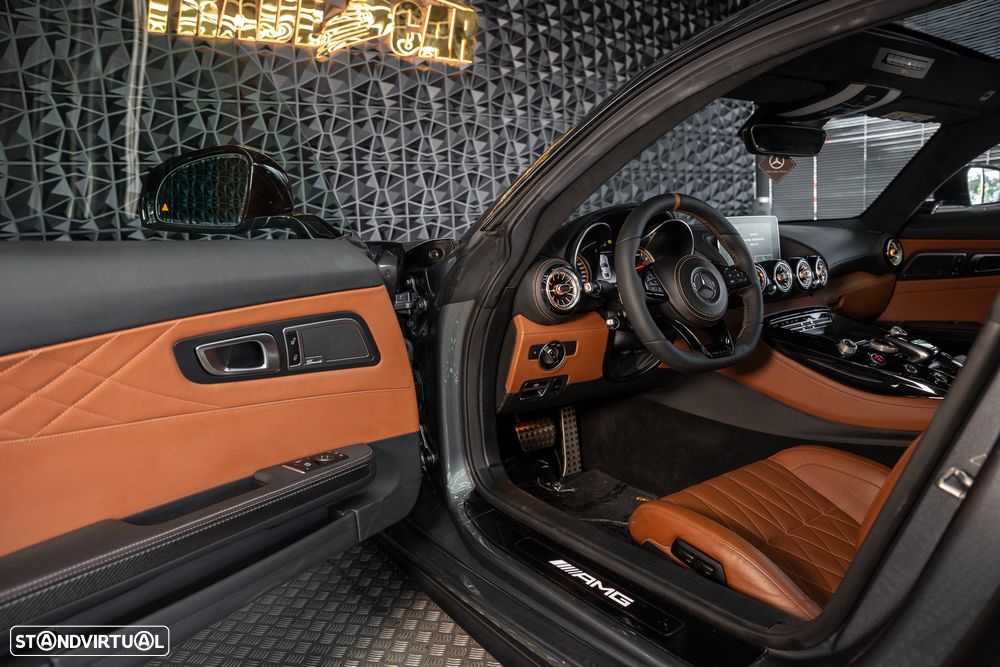 Mercedes-Benz AMG GT - 43