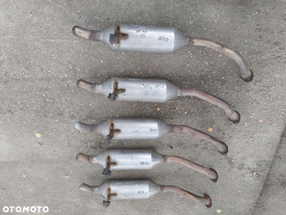 Toyota Auris I tłumik końcowy 1,6 wydech - 2