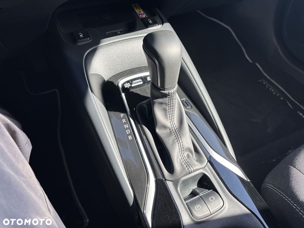 Toyota Corolla 1.8 Hybrid Style - 28