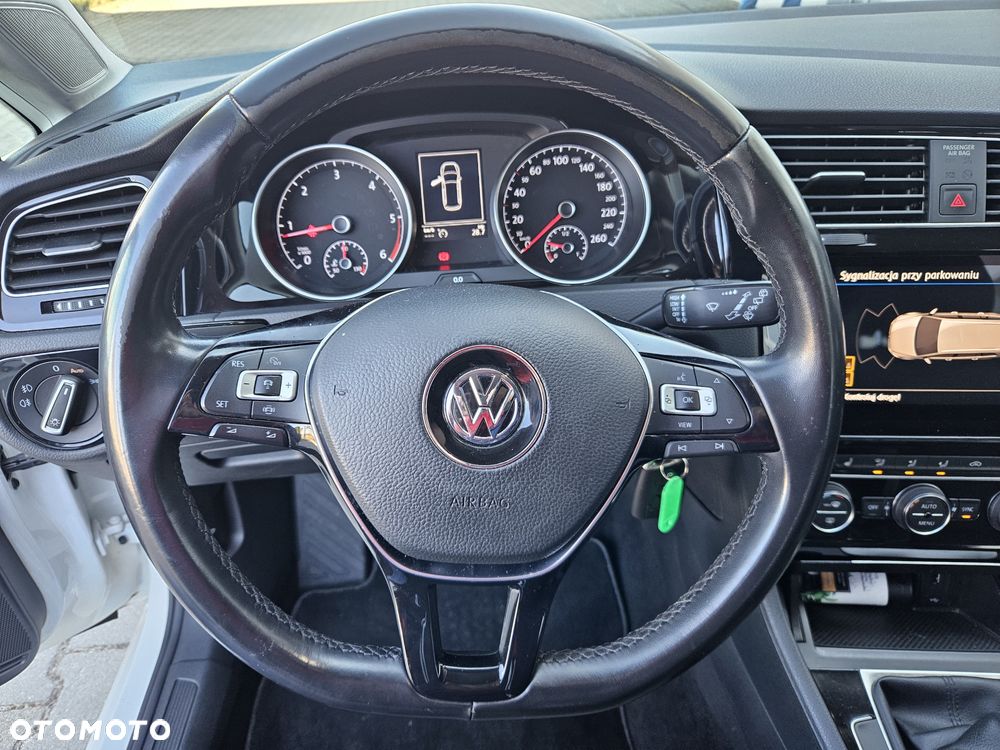 Volkswagen Golf Variant 2.0 TDI (BlueMotion Technology) Highline - 19
