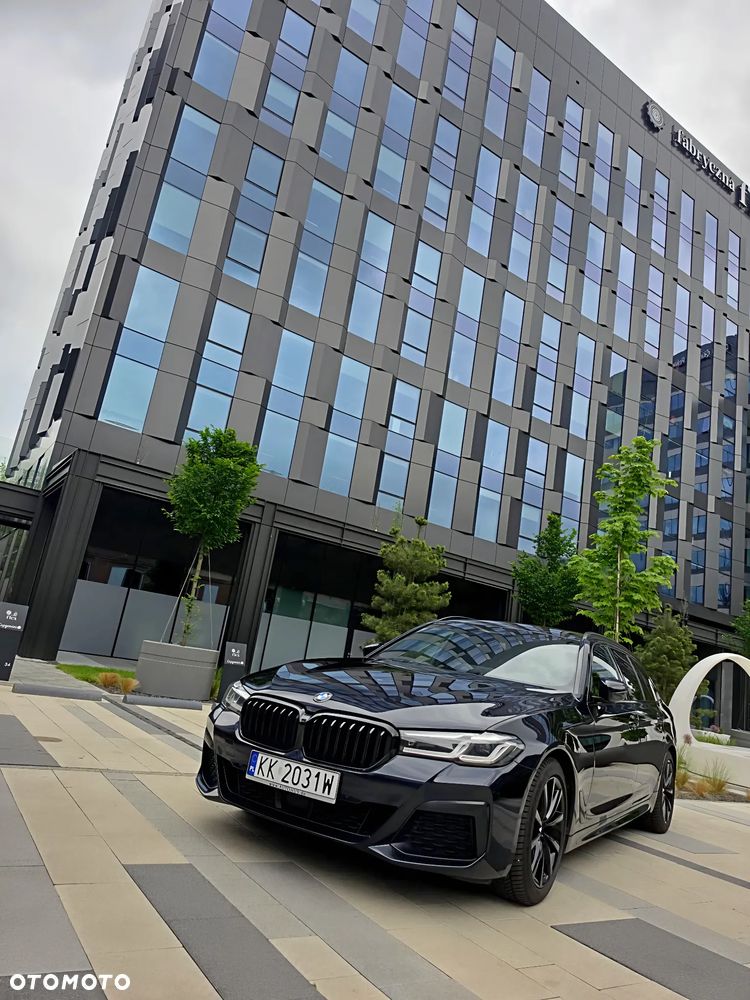 BMW Seria 5 520d M Sport Edition - 3