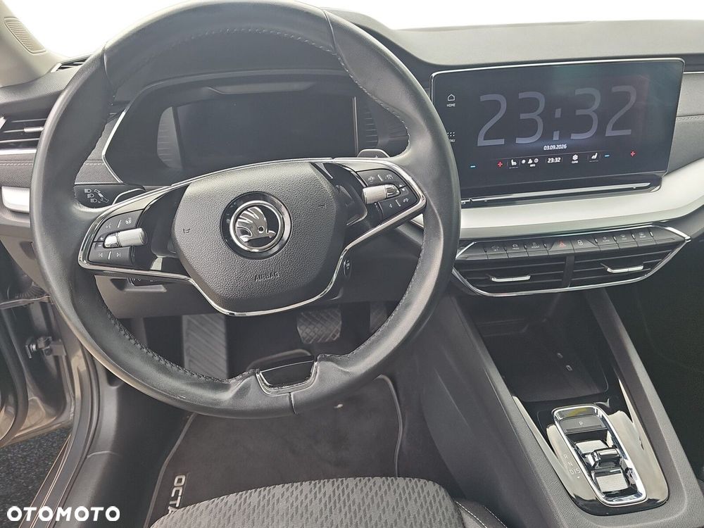 Skoda Octavia 2.0 TDI Style DSG - 20