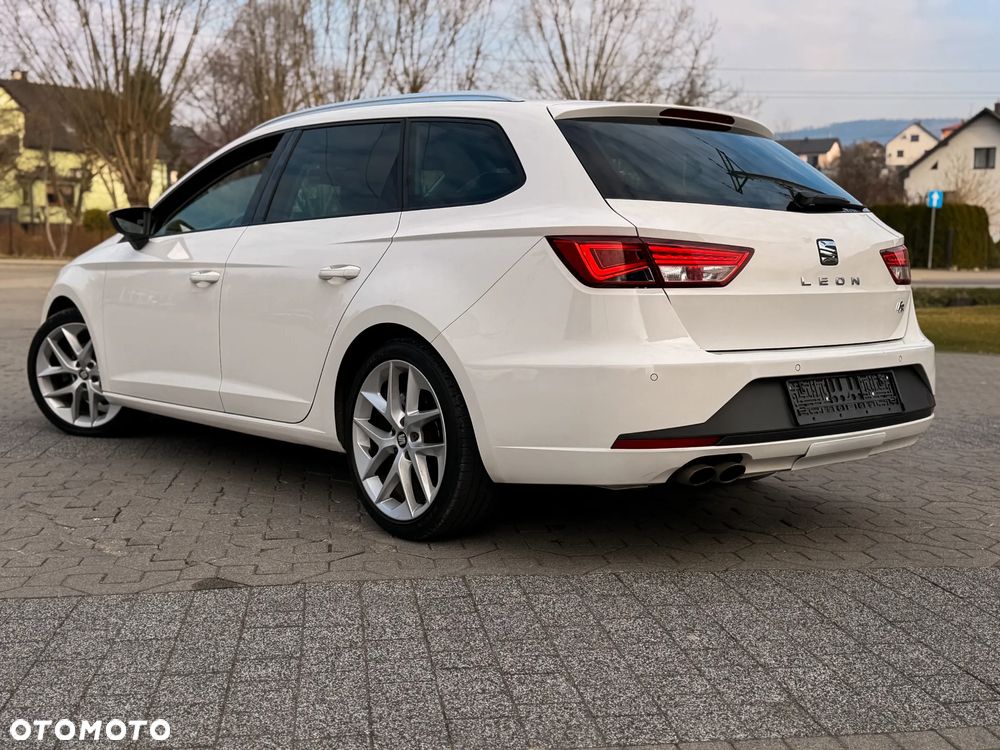 Seat Leon 1.4 TSI FR Black S&S - 36