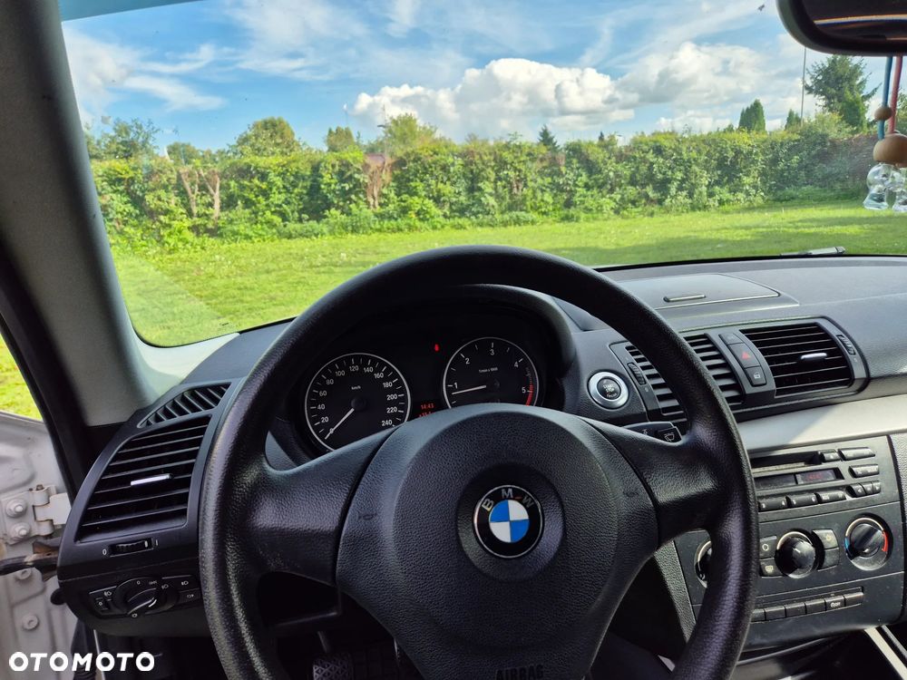 BMW Seria 1 116d DPF Edition Sport - 3