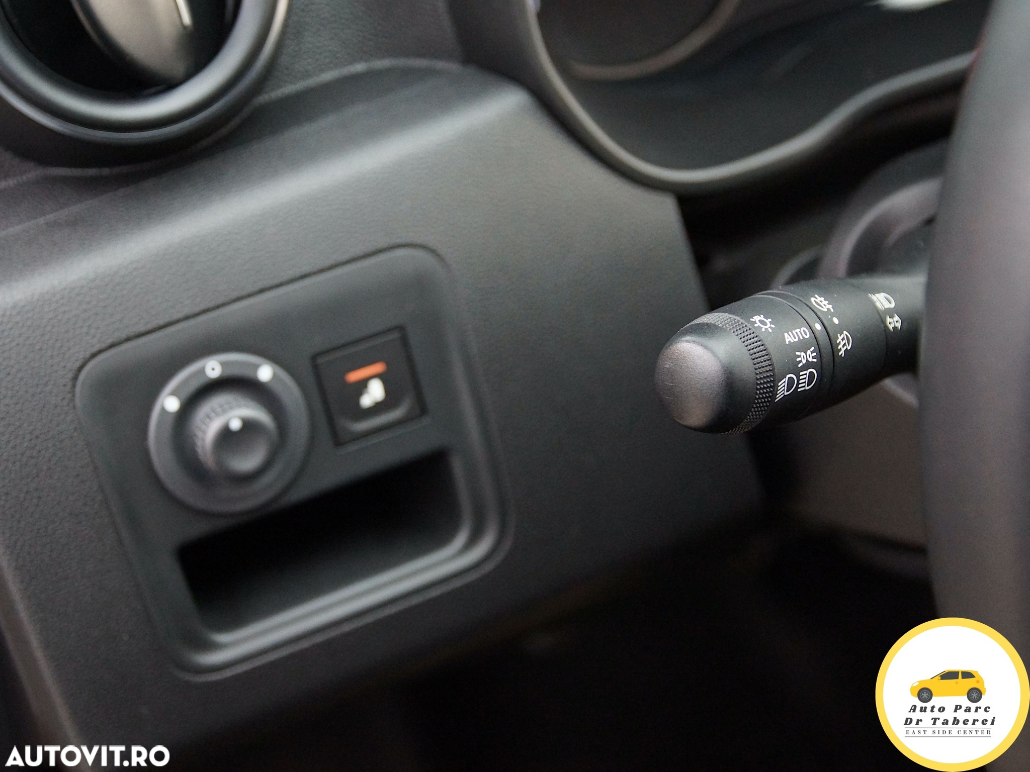 Dacia Duster TCe 150 2WD GPF Sondermodell Adventure - 31