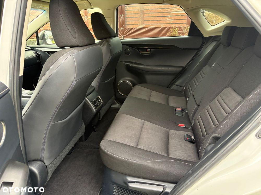 Lexus NX 200t Elite AWD - 20