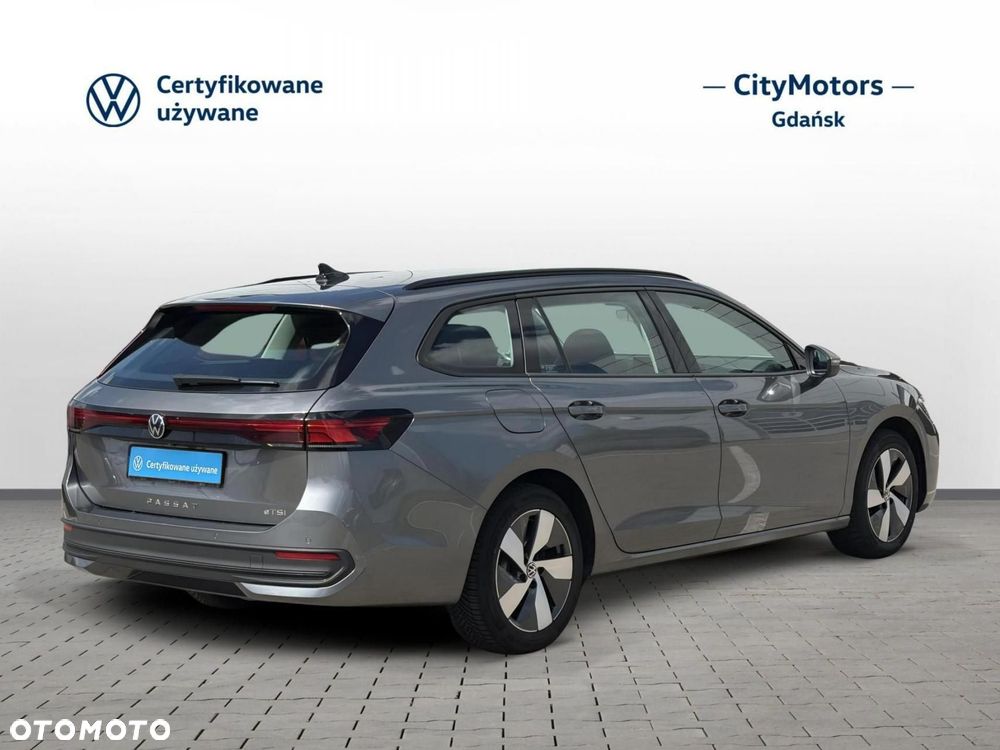 Volkswagen Passat - 3