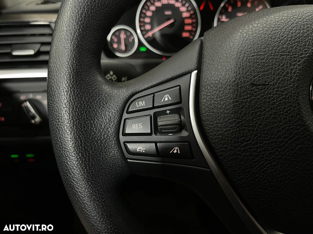 BMW Seria 4 420i Aut. Modern Line - 31