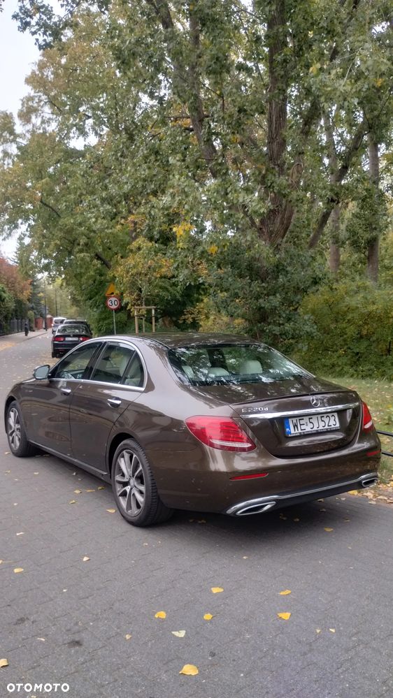 Mercedes-Benz E-Class 2016 photo 5