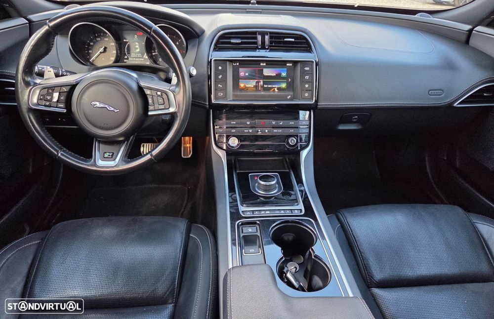 Jaguar XE E-Performance Aut. R-Sport - 6