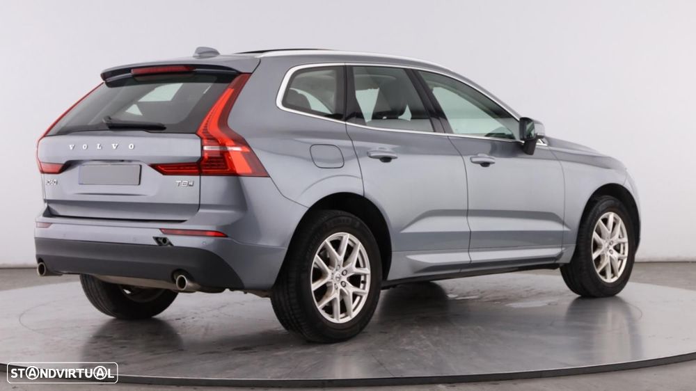 Volvo XC 60 2.0 T8 PHEV Momentum Plus AWD - 3