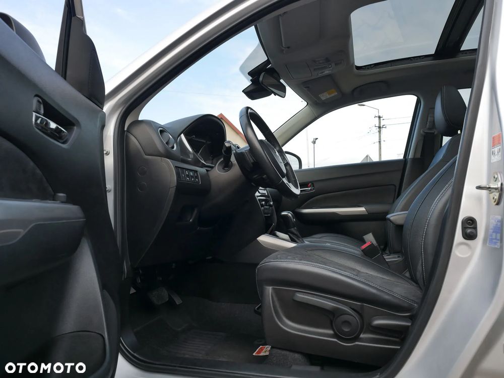 Suzuki Vitara 1.5 Strong Hybrid Elegance Sun 4WD AGS - 22