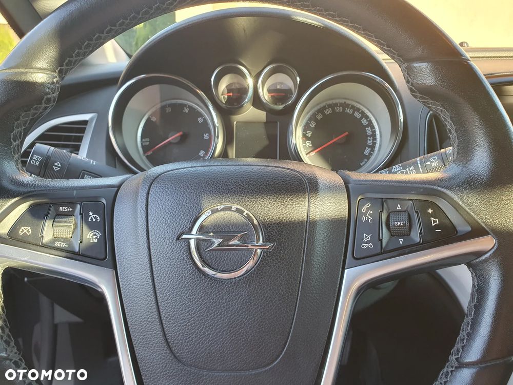 Opel Astra 1.6 CDTI Cosmo - 17