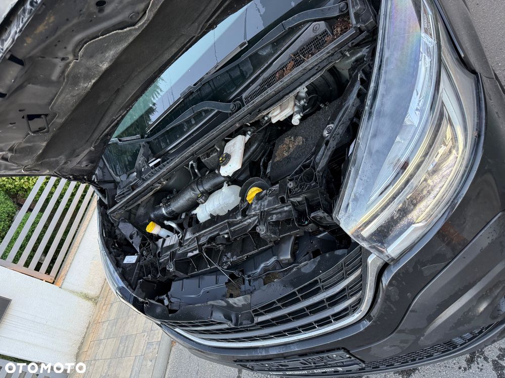 Renault Trafic - 9