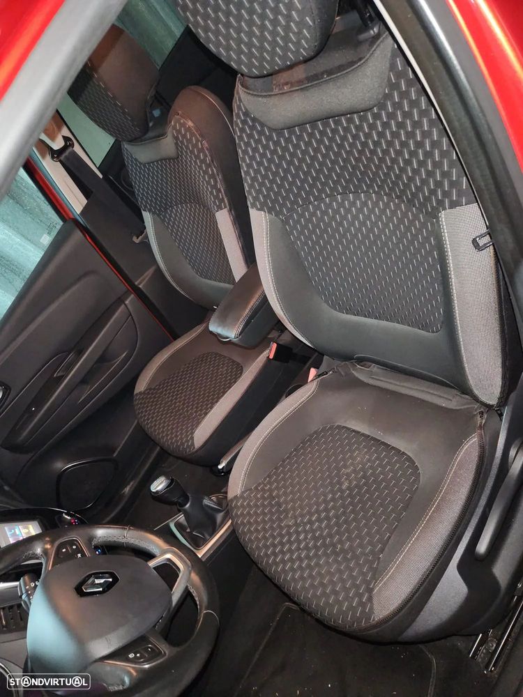 Renault Captur 1.5 dCi Exclusive C/Pneu - 7