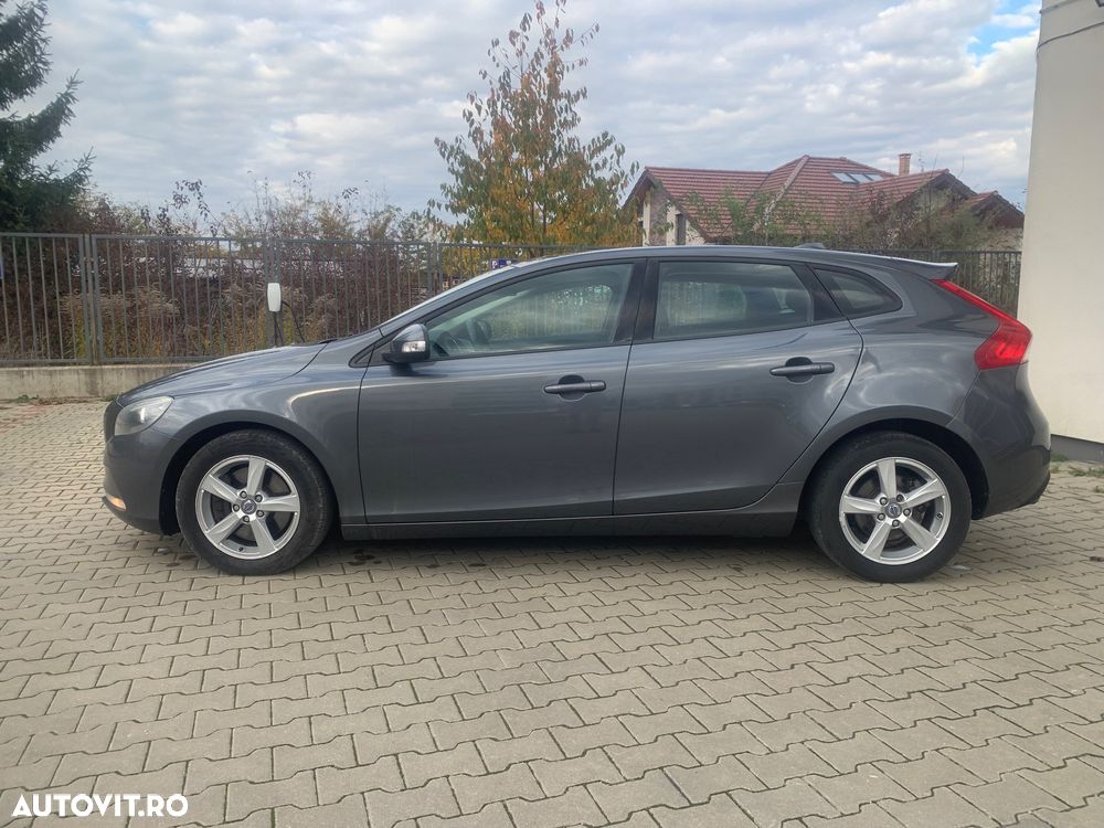Volvo V40 D3 Kinetic - 16