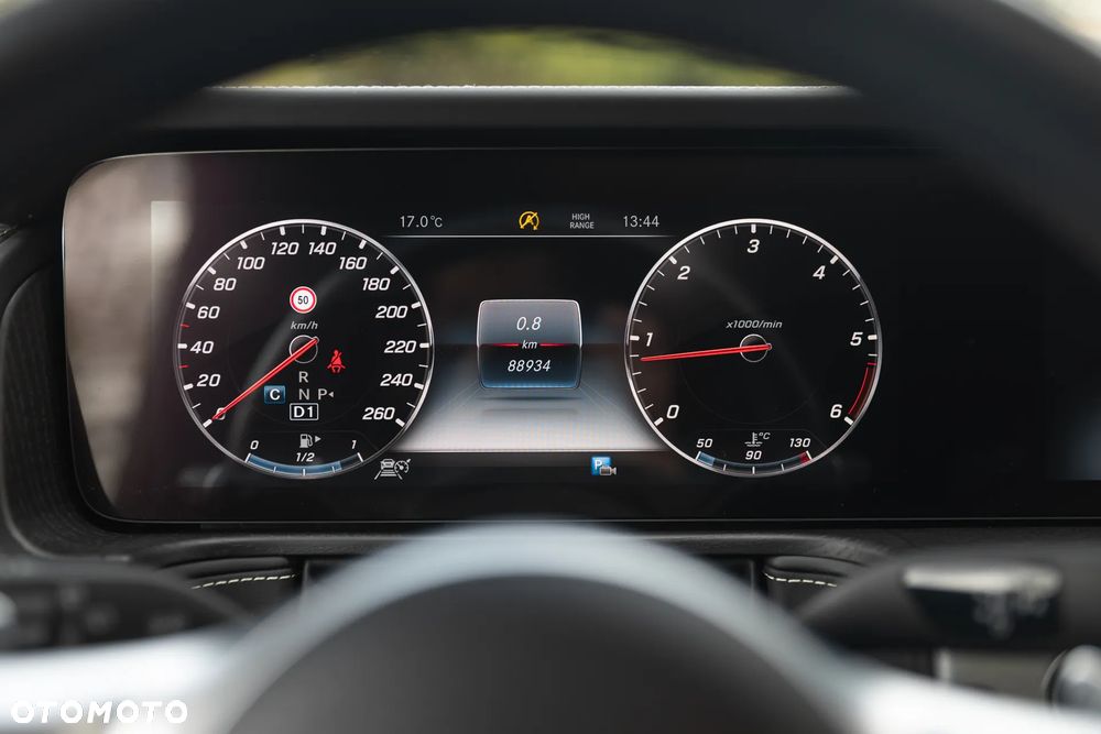 Mercedes-Benz Klasa G 400 d Stronger Than Time Edition - 31