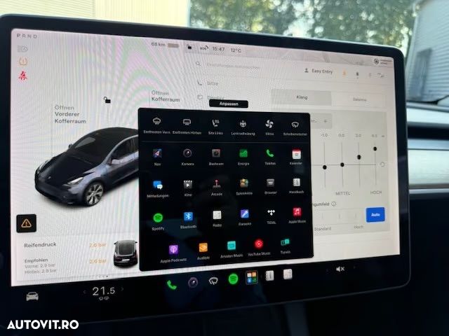 Tesla Model Y Long Range Dual Motor AWD - 14