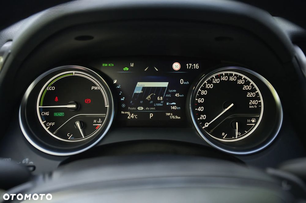 Toyota Camry 2.5 Hybrid Executive CVT - 28