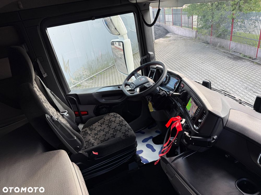 Scania - 36