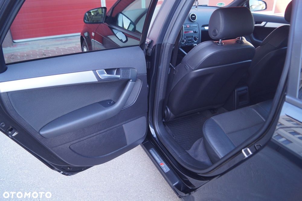 Audi A3 Sportback - 28