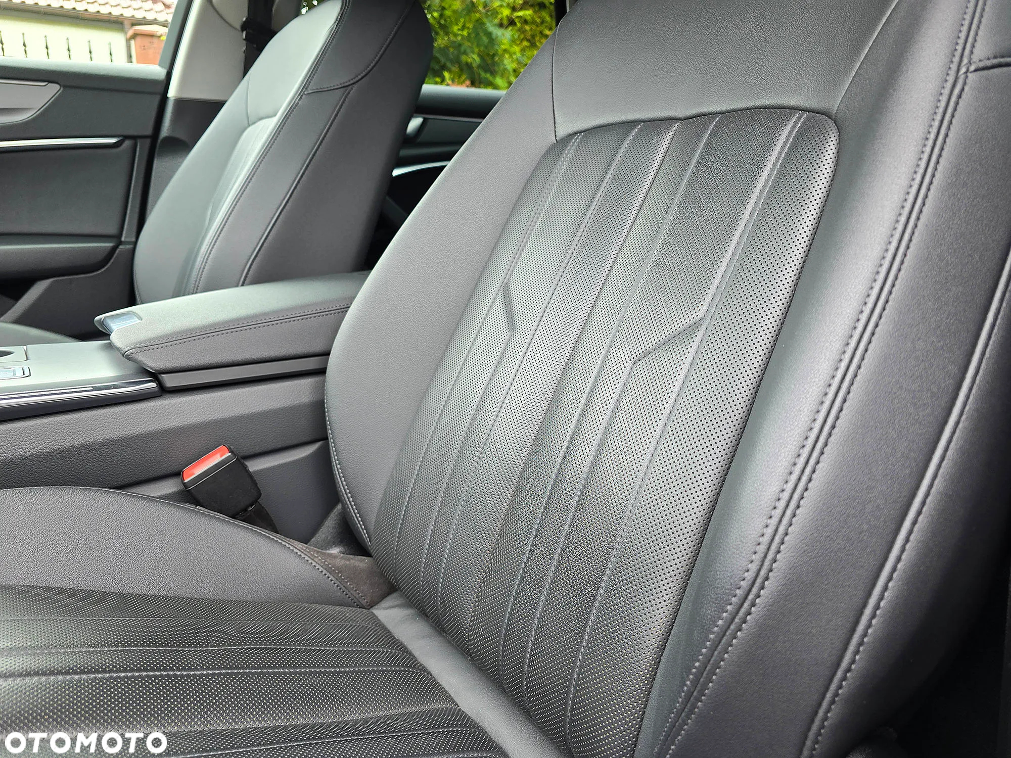 Audi A6 2.0 TDI ultra S tronic - 22