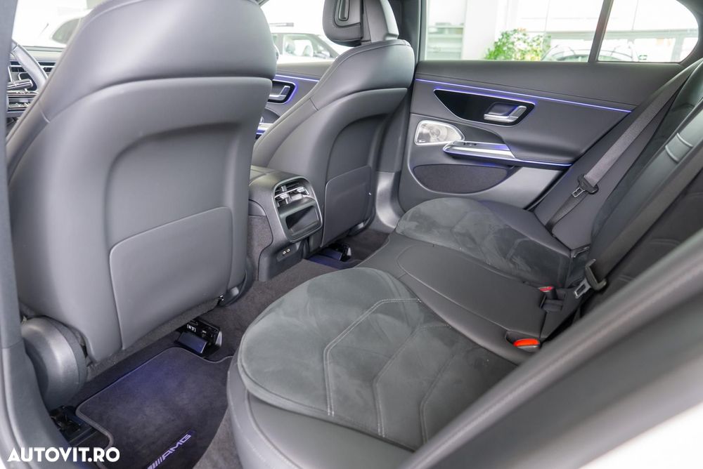 Mercedes-Benz E 300 de 4Matic 9G-TRONIC AMG Line - 22