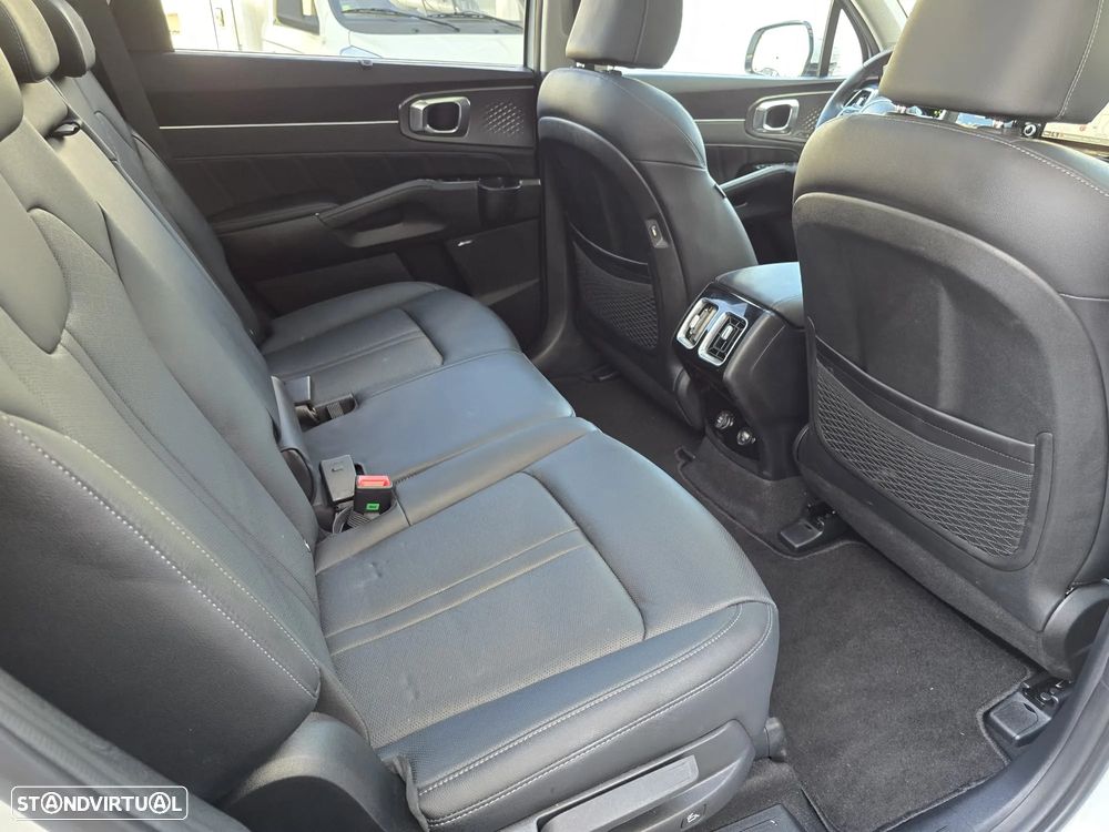 Kia Sorento 1.6 T-GDI PHEV Concept+SRF - 16