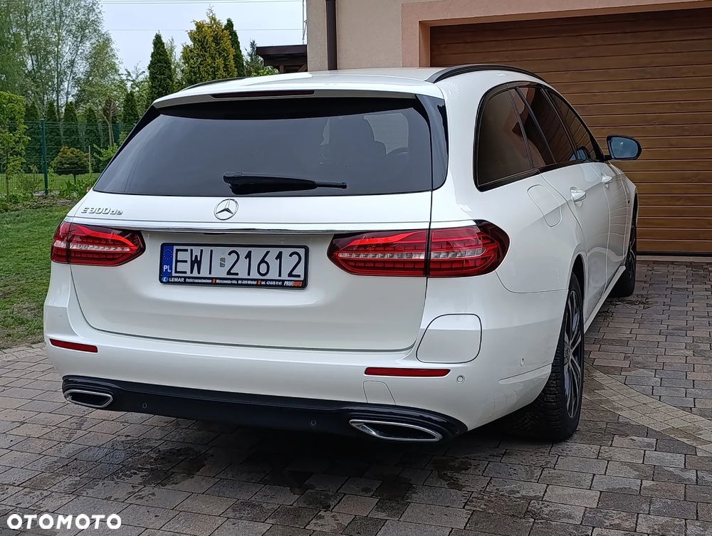 Mercedes-Benz Klasa E 300 de 9G-TRONIC Avantgarde - 9
