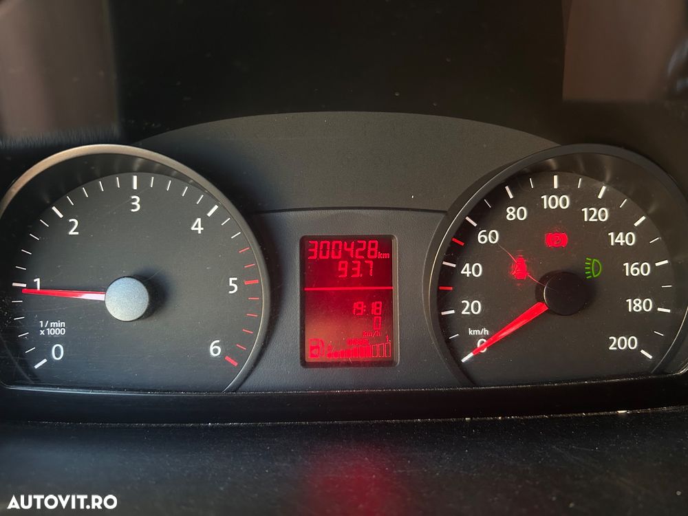 Volkswagen Crafter - 12