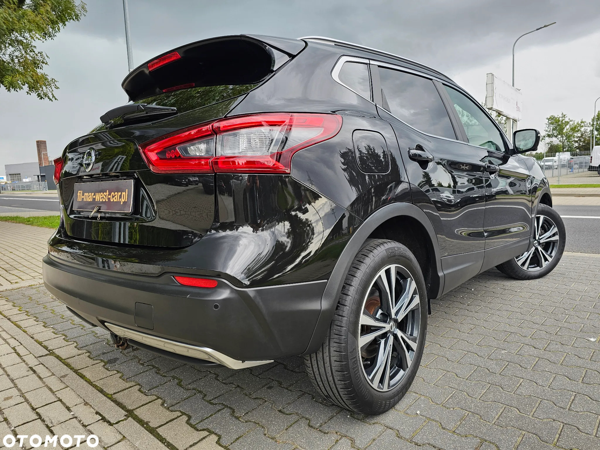 Nissan Qashqai 1.3 DIG-T TEKNA - 9