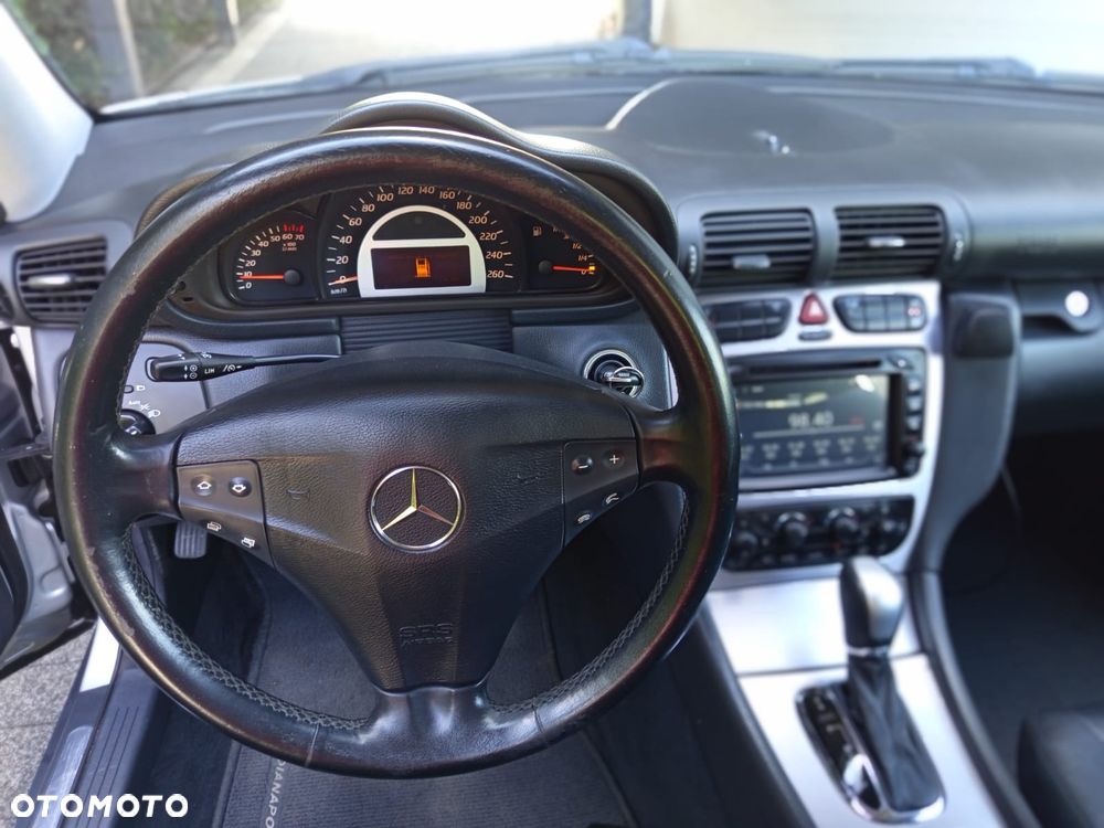 Mercedes-Benz Klasa C 200 Kompressor Automatik - 4