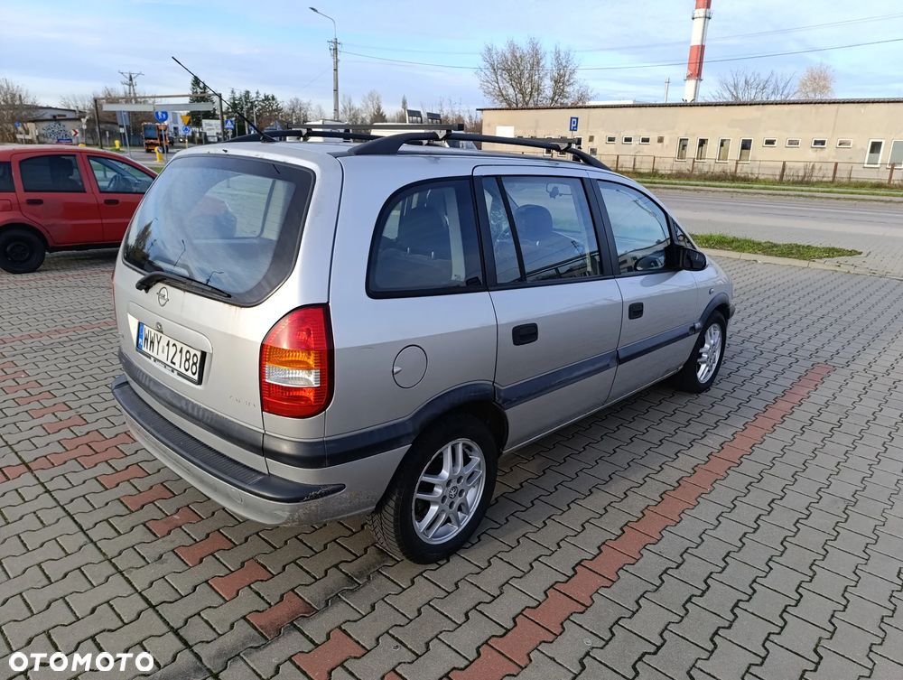 Opel Zafira 2.0 DTI - 6