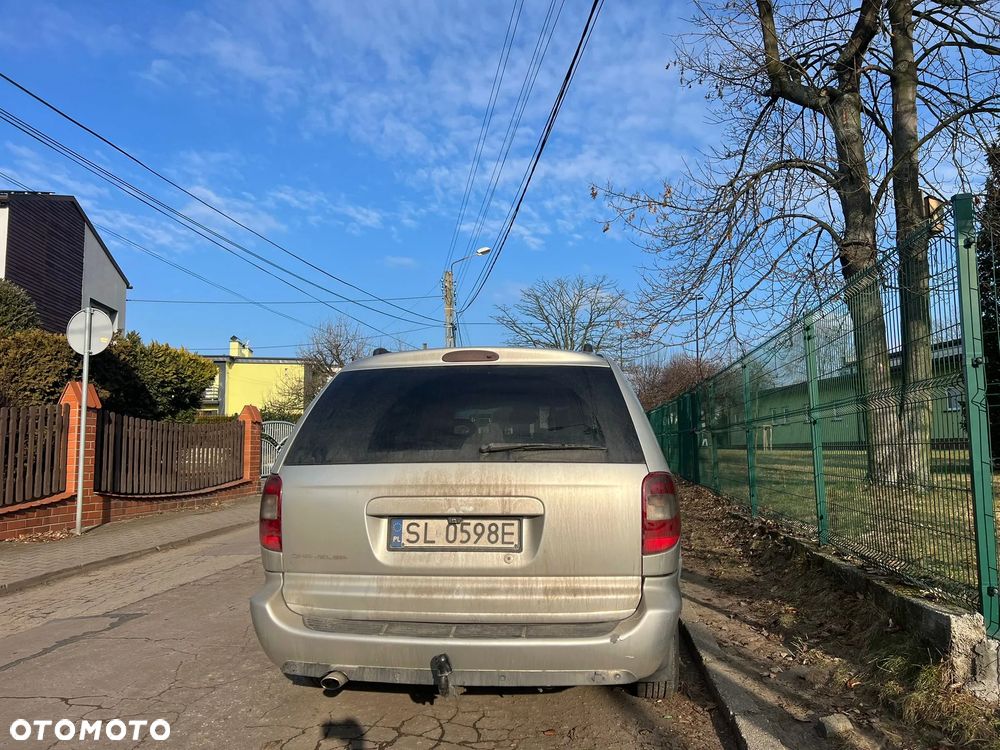 Chrysler Grand Voyager 2.8 CRD LX - 3