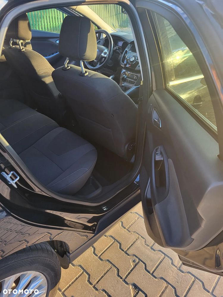 Ford Focus 1.6 EcoBoost Titanium - 9