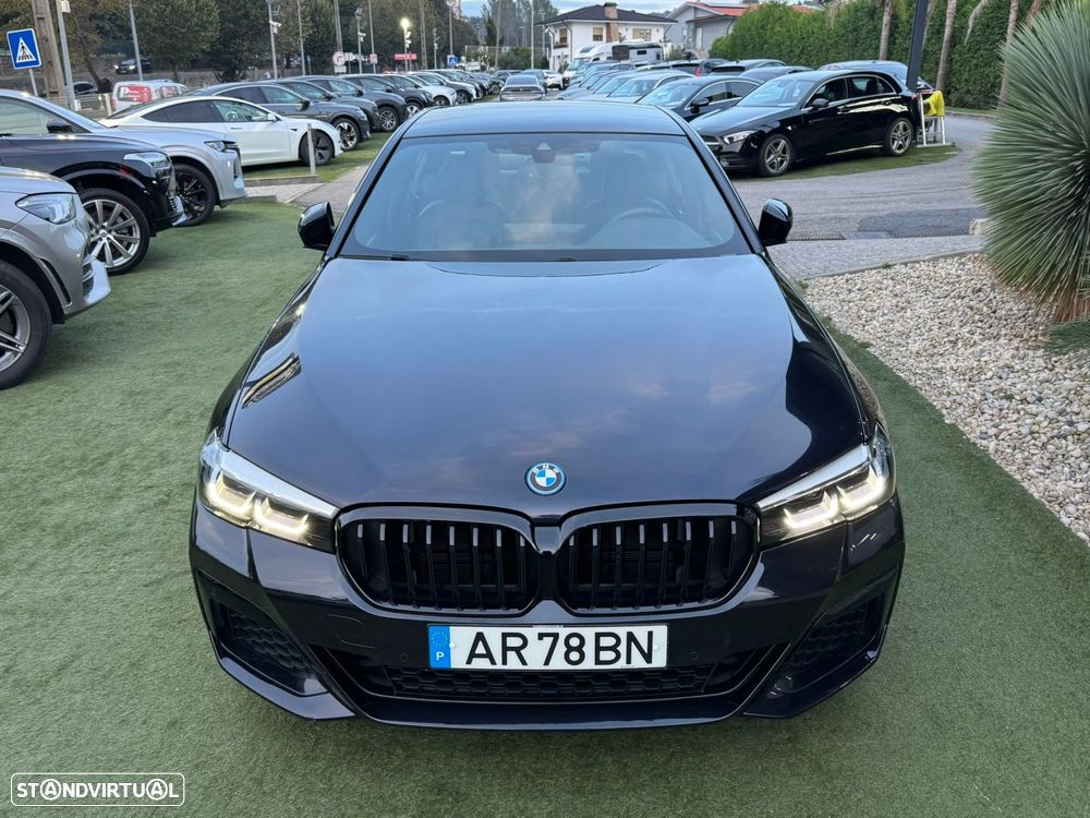 BMW 530 e Pack M - 8