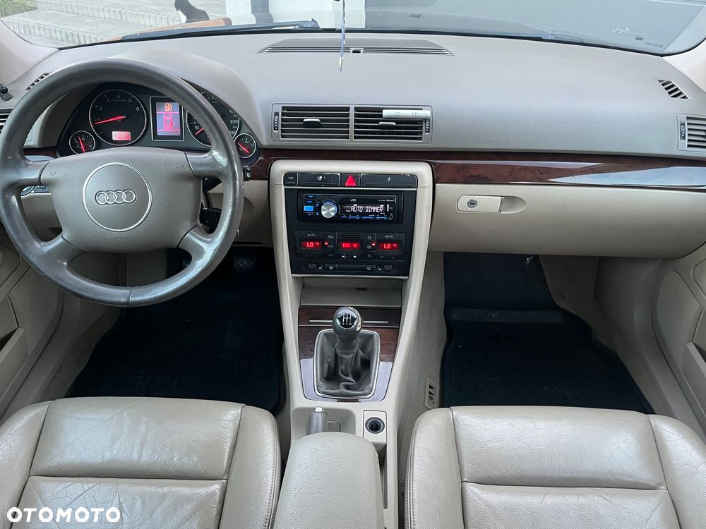 Audi A4 Limousine 2 - 20