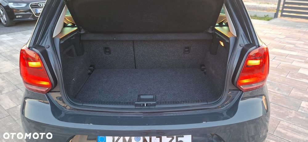Volkswagen Polo 1.4 TDI Blue Motion Technology Allstar - 14