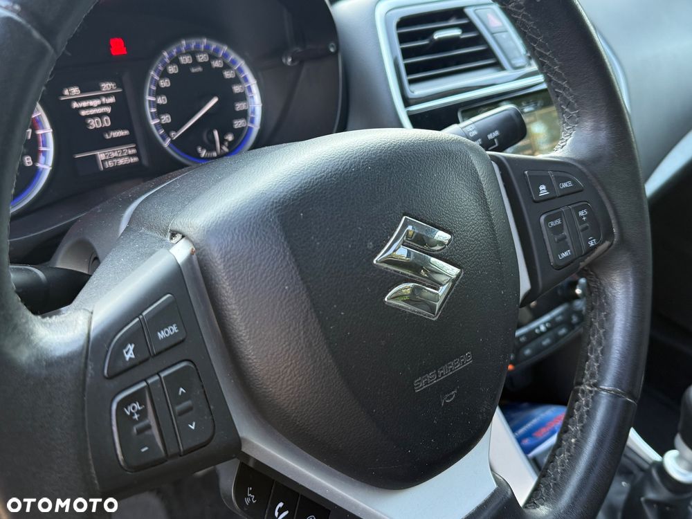 Suzuki SX4 S-Cross - 13