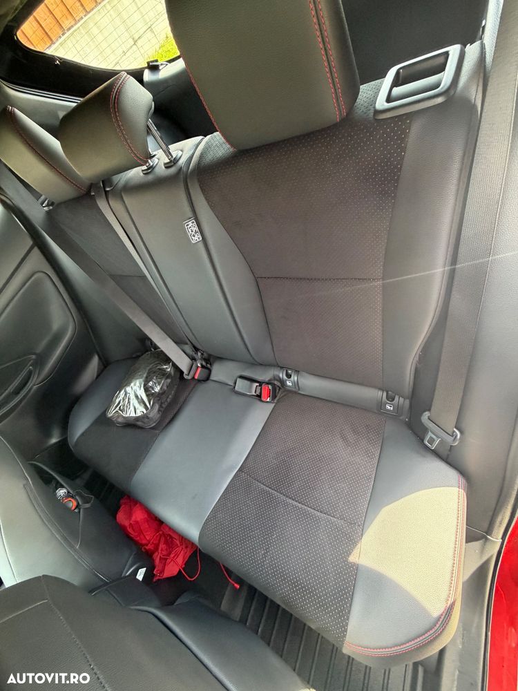 Toyota Yaris Cross 1.5 VVT-i GR Sport - 26