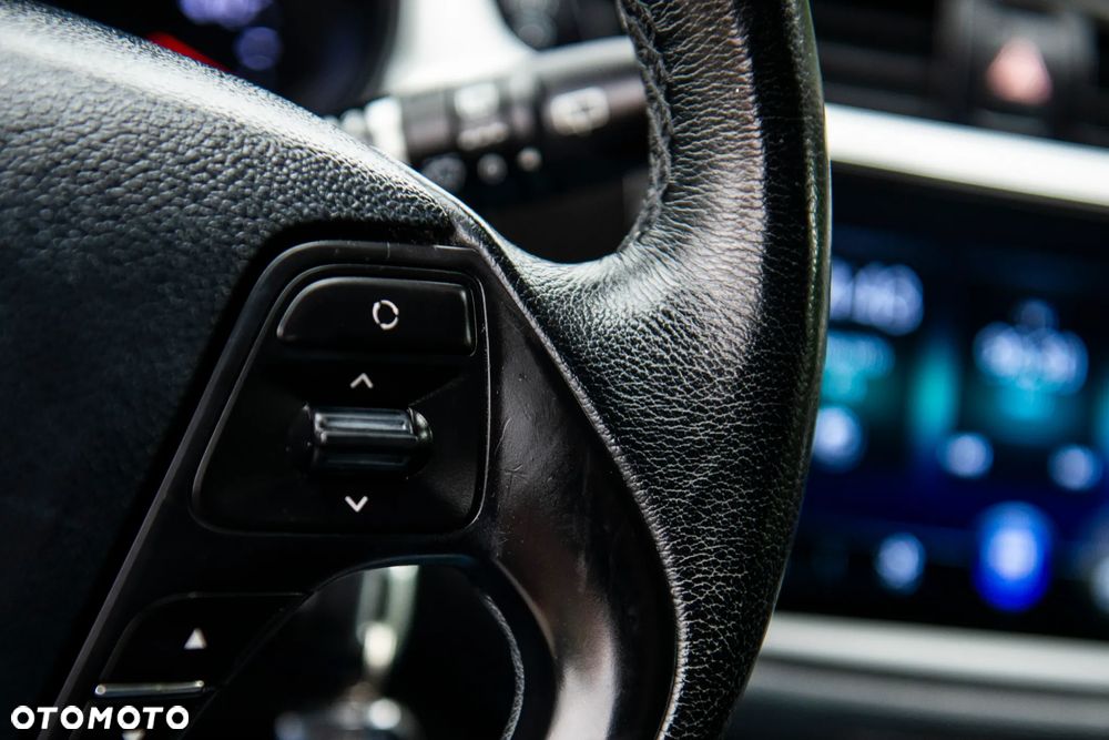 Kia Ceed 1.6 GDI ISG Vision - 28