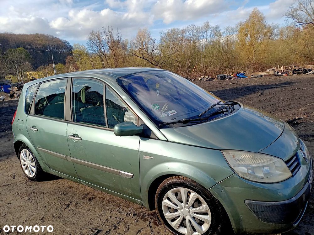 Renault Scenic 1.6 Confort Privilege - 19