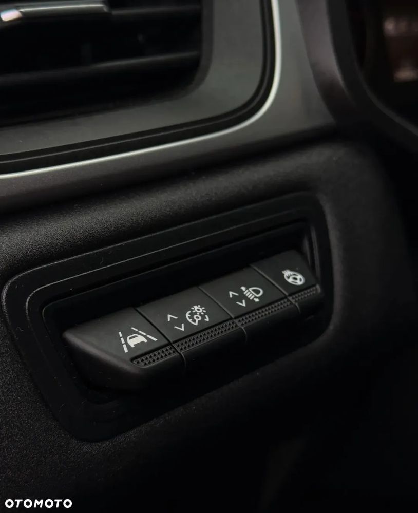 Renault Captur - 15