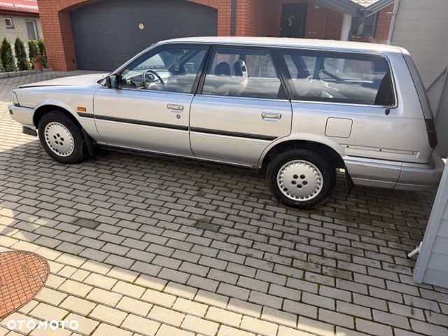 Toyota Camry - 2
