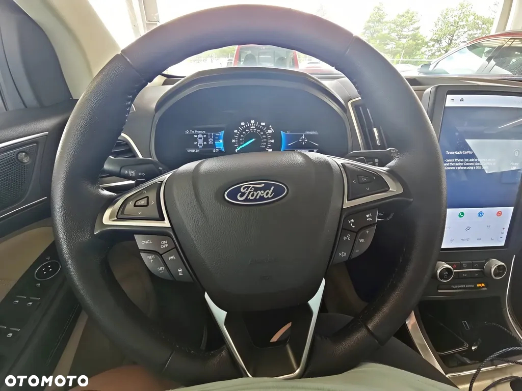 Ford Edge - 9