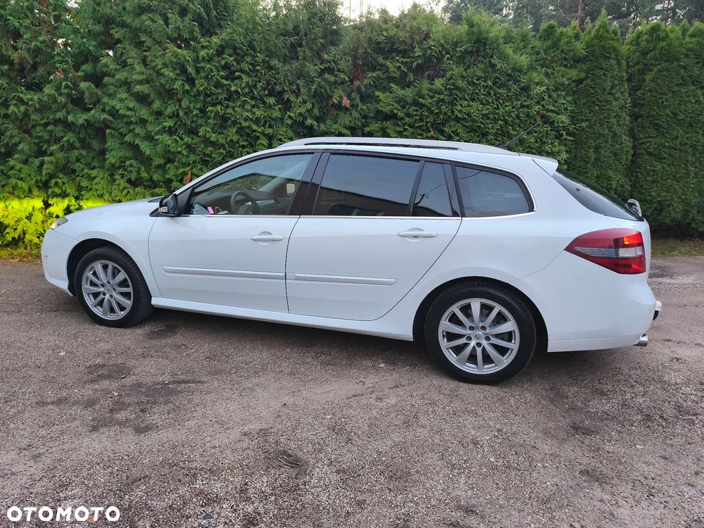 Renault Laguna dCi 150 FAP GT - 9