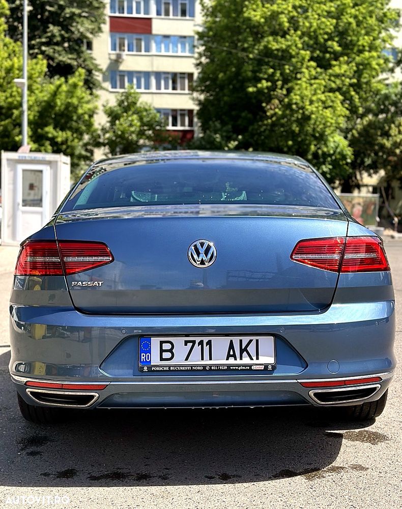Volkswagen Passat - 7